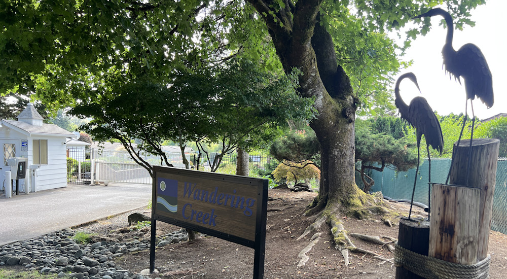 Wandering Creek community in Bothell - Entrance